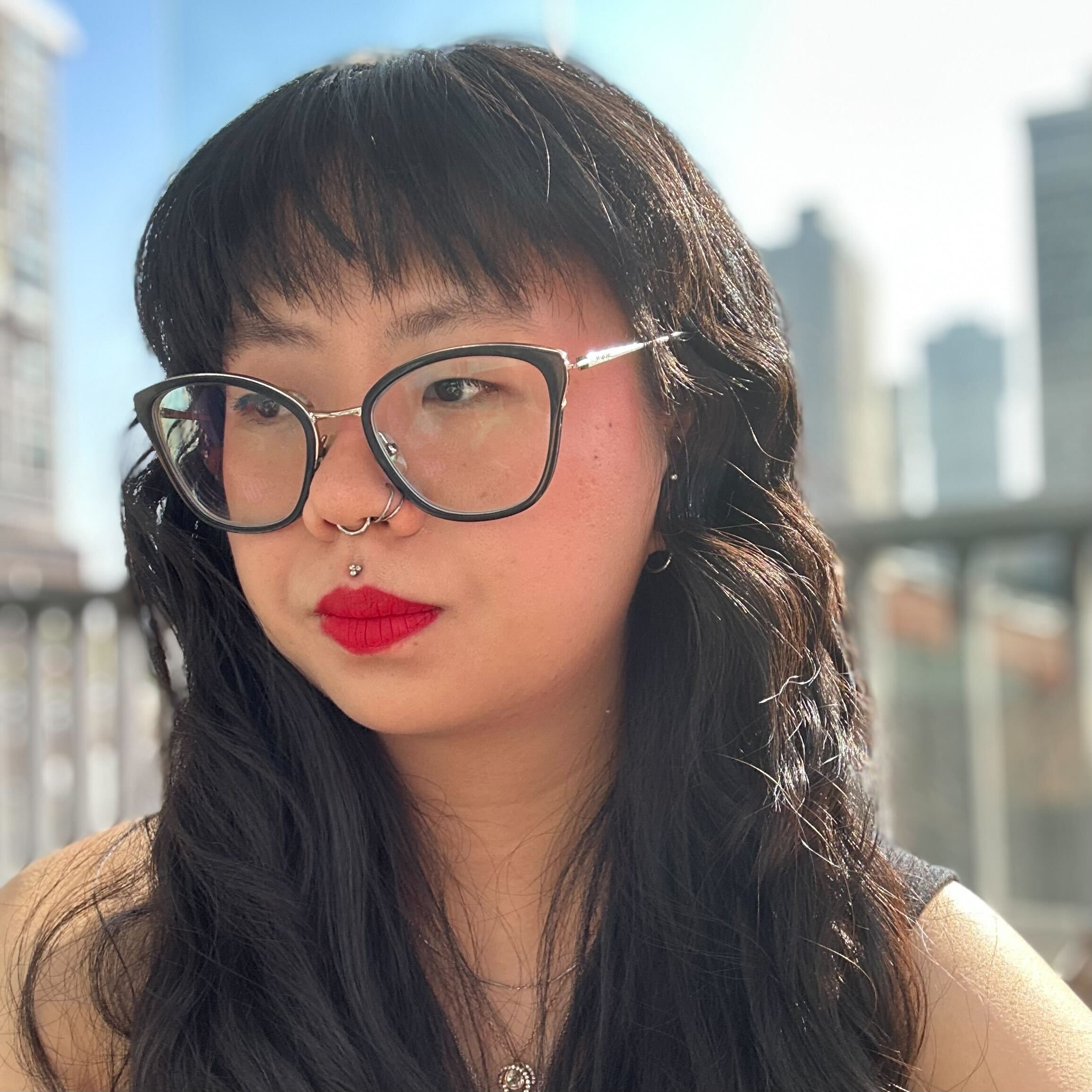Ms. Carolina Tanigushi